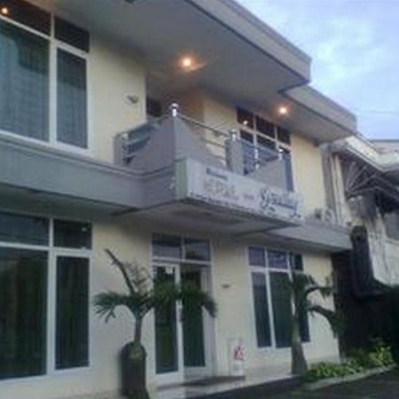 Hotel Gemilang Bandung Exteriér fotografie